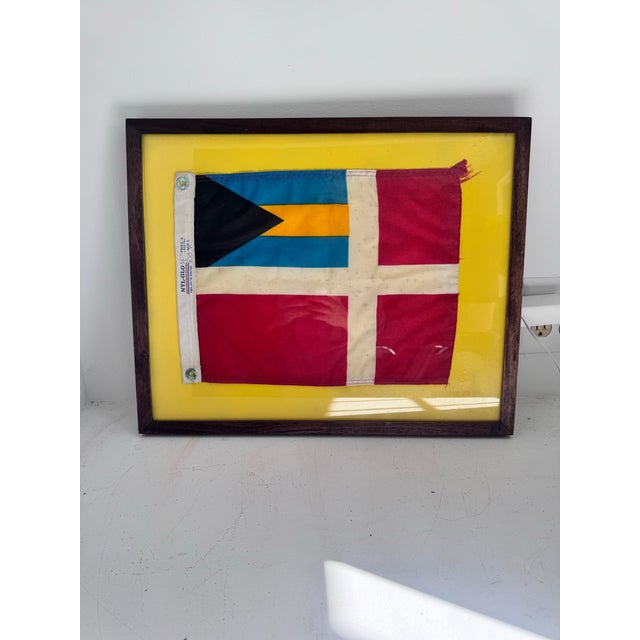 Nautical Vintage Nautical Signal Flag Burgee – Bahamas Courtesy — Framed Maritime Textile Art For Sale - Image 3 of 10