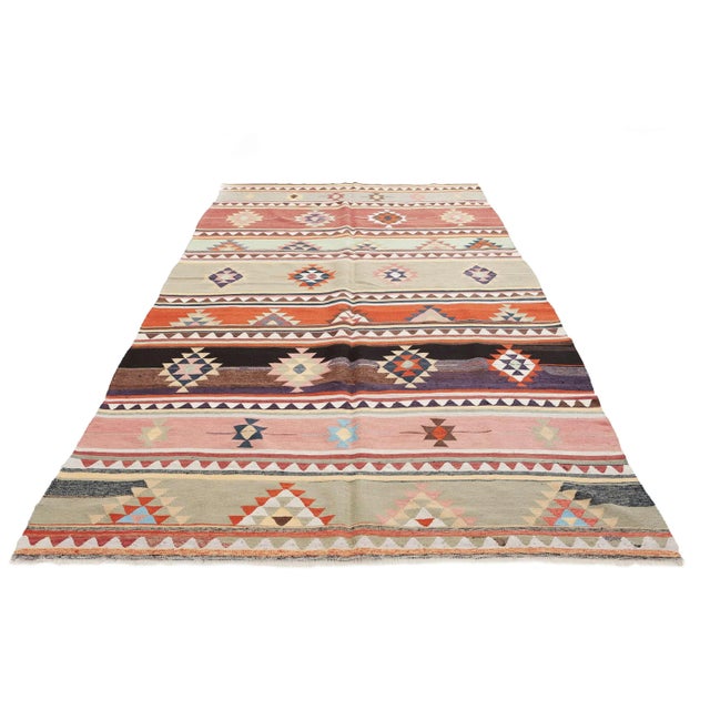 Vintage handwoven decorative kilim rug from Sivas region of Turkey. Approximately 50-60 years old. In very good condition.