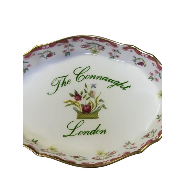 Excellent condition mid century Wedgwood metallised bone china ashtray made expressly for The Connaught Hotel, London....