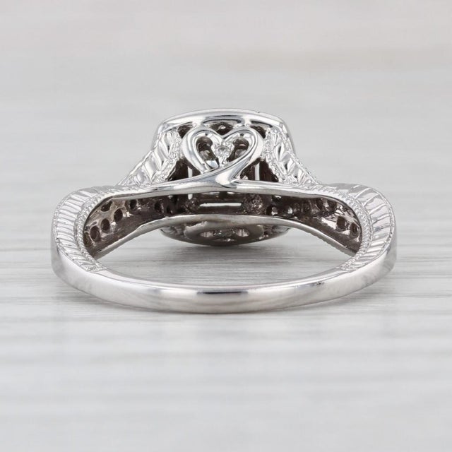 Modern 0.26ctw Princess Diamond Halo Engagement Ring 14k White Gold Size 7 For Sale - Image 3 of 8