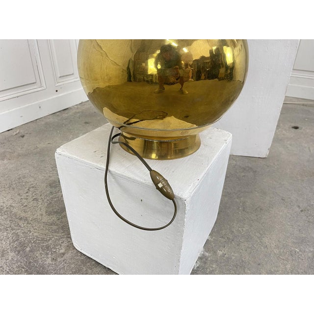 Two beautiful brass table lamps from the 1970s. Height of the lamp base only: 50 cm. European Plug (up to 250V).The wiring...
