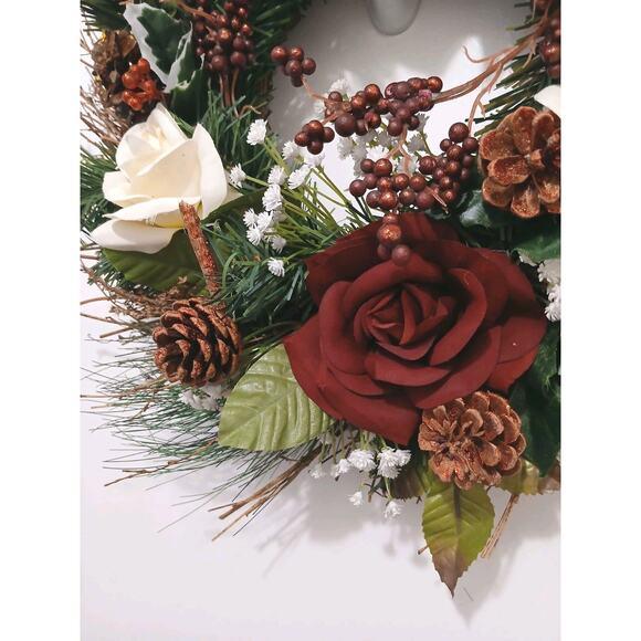 Elegant Victorian Roses Winter Door Wreath Holiday Decor Christmas Arrangement‎ For Sale - Image 4 of 12