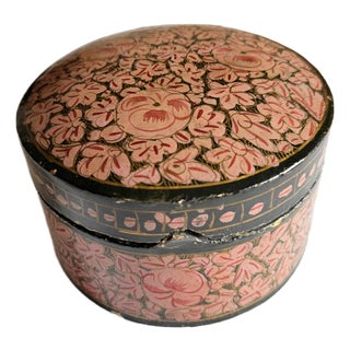 Vintage 1970s Kashmiri Papier Mâché Floral Trinket Box Black Pink and Gold For Sale