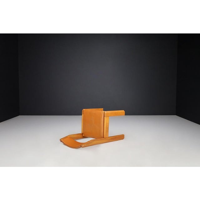 Dining Chairs in Elm and Leather by Luigi Gorgoni for Roche Bobois, 1970s, Set of 4 For Sale - Image 9 of 10