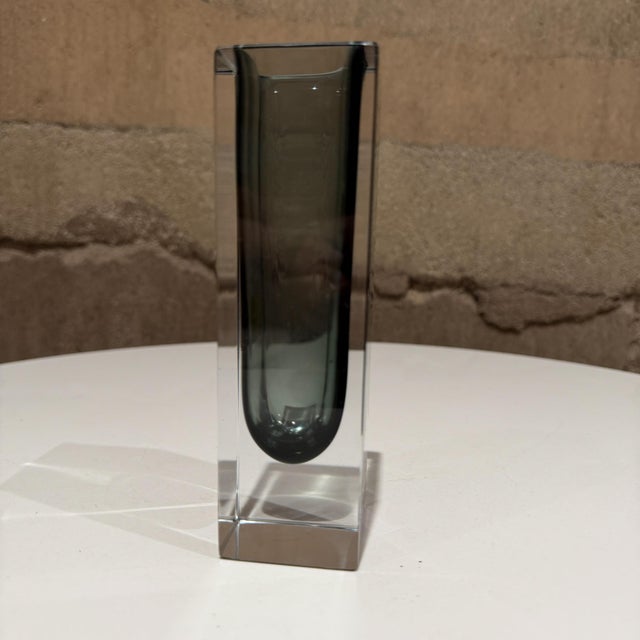 Gray Vincenzo Nason & Cie Murano, Italy Mid-Century Modern Sommerso Art Glass Vase For Sale - Image 8 of 9