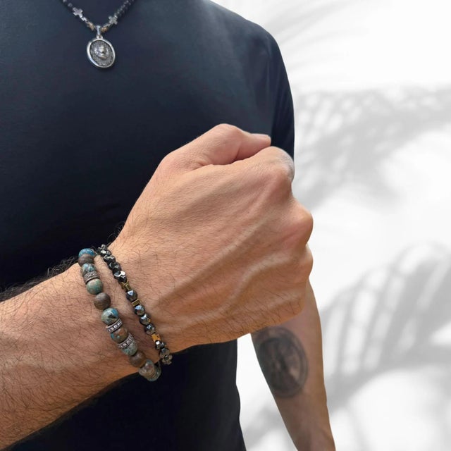 Embrace a touch of elegance and good fortune with the Turquoise & Diamond Good Luck Beaded Bracelet, a unique and stylish...