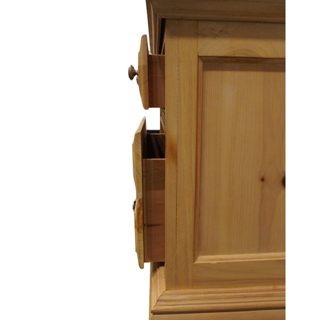 Late 20th Century Vaughan of Virginia Solid Knotty Pine Rustic Americana 26" Two Drawer Nightstand 770-08 - Natural Finish For Sale - Image 5 of 9