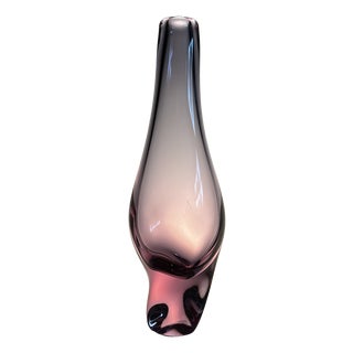 Bohemian Alexandrite Glass Art Vase attributed to Miroslav Klinger for Železný Brod ZBS, Czechoslovakia, 1950s For Sale