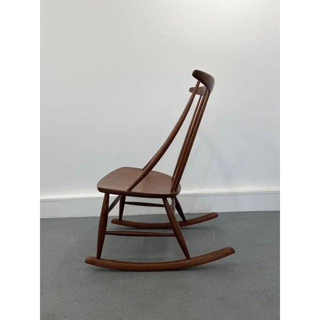 Mid-Century Rocking Chair by Illum Wikkelsø for Niels Eilersen For Sale - Image 4 of 12
