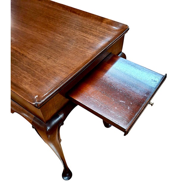 1940s Queen Anne Style Mahogany Tea Table With Double Pullout Trays For Sale In San Francisco - Image 6 of 10