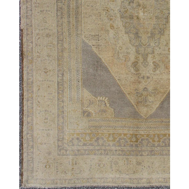 Vintage Turkish Oushak Rug With Faded Peach and Gray Medallion on Soft Taupe For Sale In Atlanta - Image 6 of 7