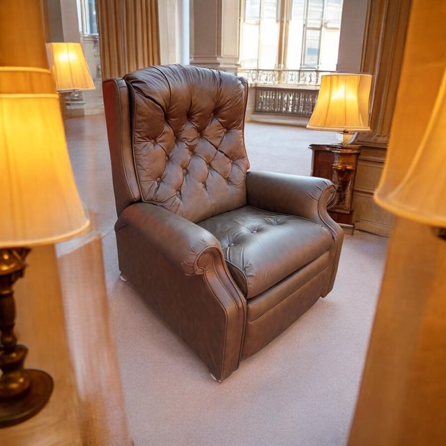 A Timeless Classic: The Genuine Vintage Stratolounger Recliner For Sale - Image 4 of 9