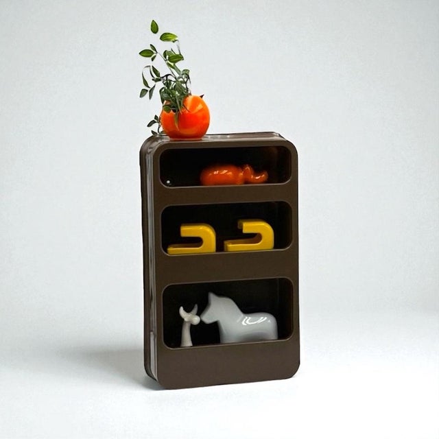 Plastra Wall Shelf in Brown Plastic by Jean-Lin Viaud for Prisunic, 1970s For Sale - Image 4 of 9