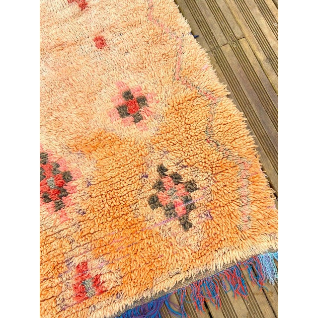 Orange 1970s Orange Pink Moroccan Vintage Rug-4′1″ × 9′10″ For Sale - Image 8 of 9