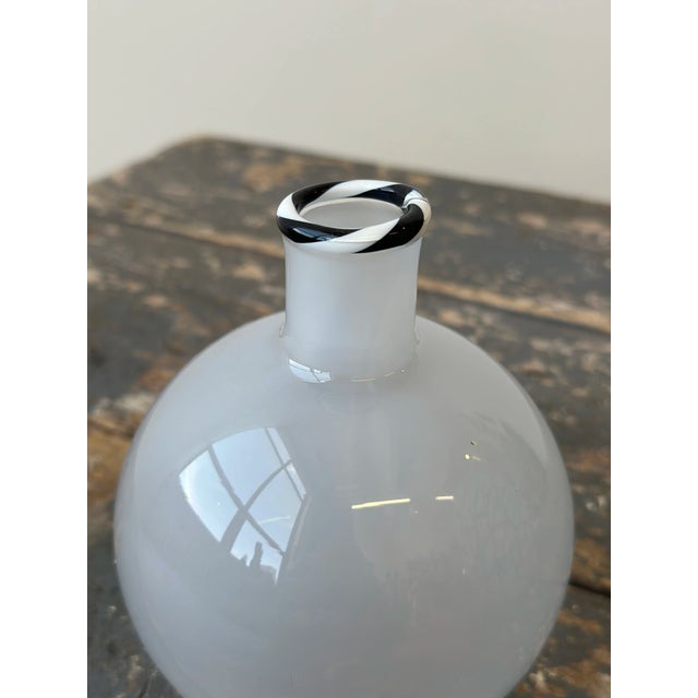 Vintage White + Black Blown Glass Vessel, Circa 1980s For Sale - Image 4 of 9