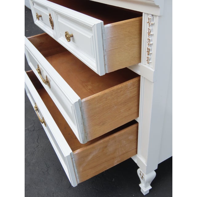 1960s Dixie French Shabby Chic Painted Nightstand Side End Table 6572 For Sale - Image 5 of 11