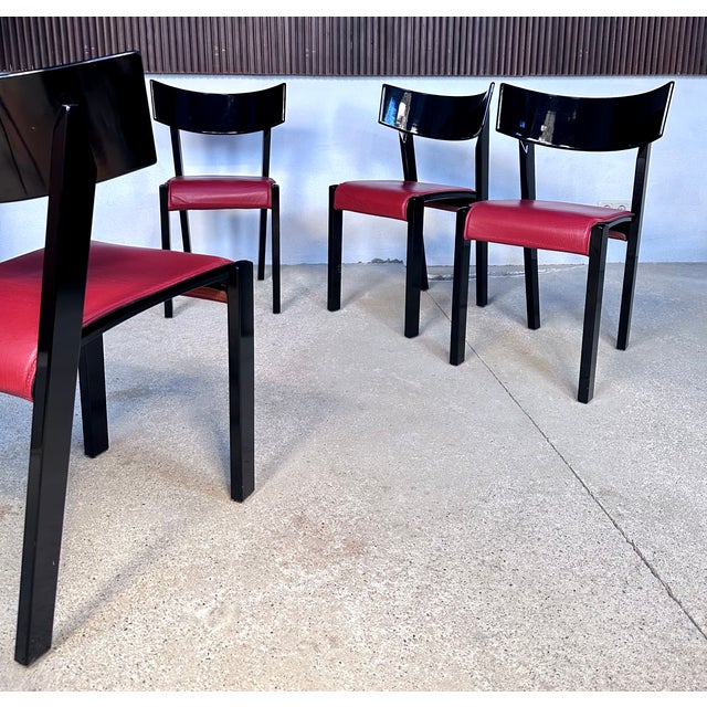 Tati Dining Chairs in High-Gloss Laquer with Reversible Leather Cushions by Ralf Lindberg for Gärsnäs, Sweden, 1990s, Set of 4 For Sale - Image 4 of 18