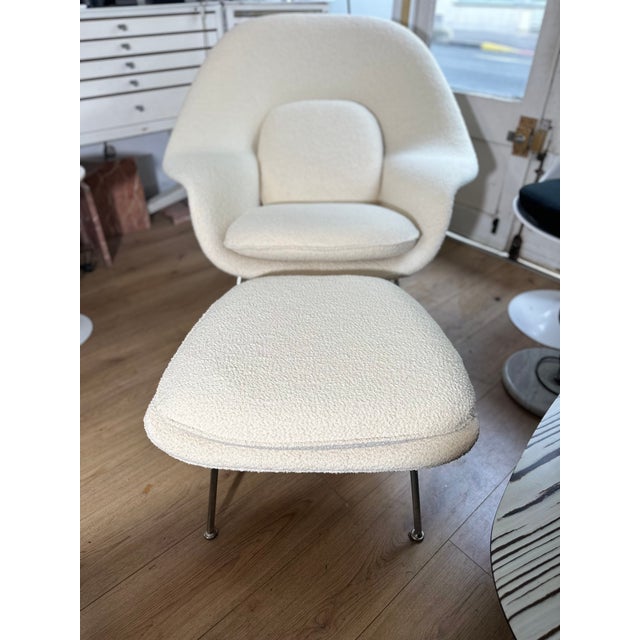 Set of Womb Chair and Ottoman by Eero Saarinen for Knoll International, 2010s For Sale - Image 9 of 15