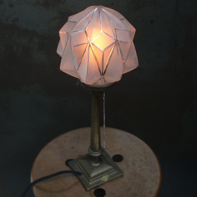 1920s French Art Deco Brass and Frosted Glass Table Lamp, 1920s For Sale - Image 5 of 10
