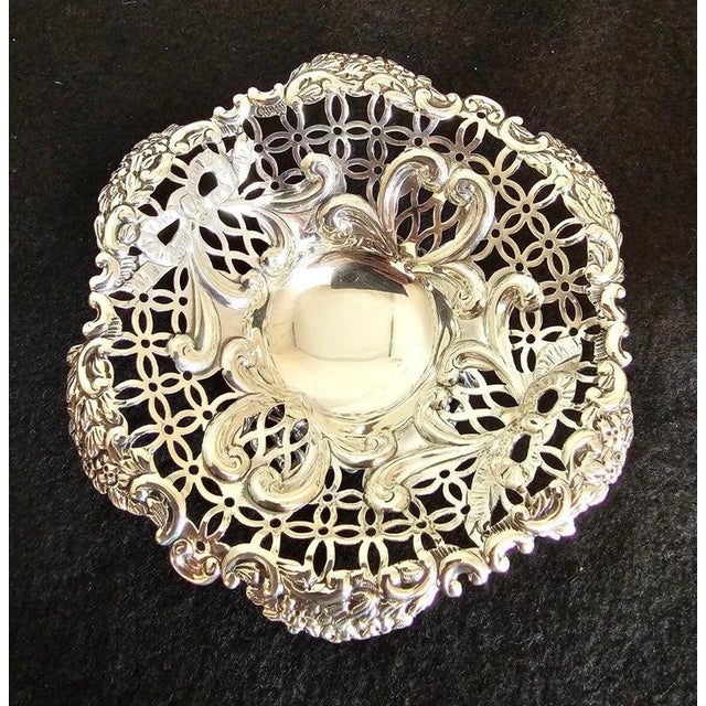 Antique Victorian Sterling Silver Bon Bon Dishes by William Comyns, 1891, Set of 2 For Sale - Image 9 of 14