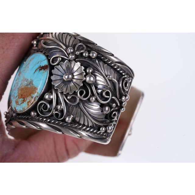 Late 20th Century Huge Navajo Sterling and Turquoise cuff by Augustine Largo For Sale In Austin - Image 6 of 8