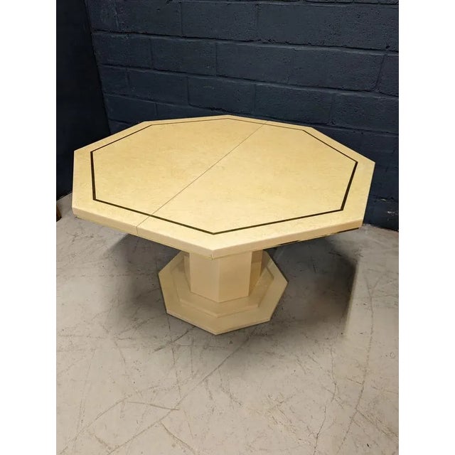 White Lacquer Table by Eric Maville, in Very Good conditions.