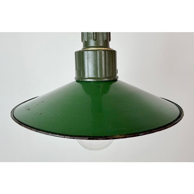Industrial Green Enamel Military Pendant Lamp with Cast Aluminium Top, 1960s For Sale - Image 4 of 18