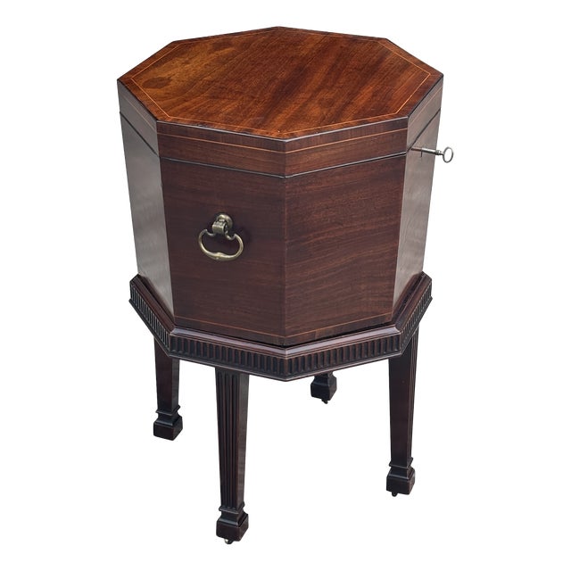18th Century George III Octagonal Mahogany Wine Cooler For Sale