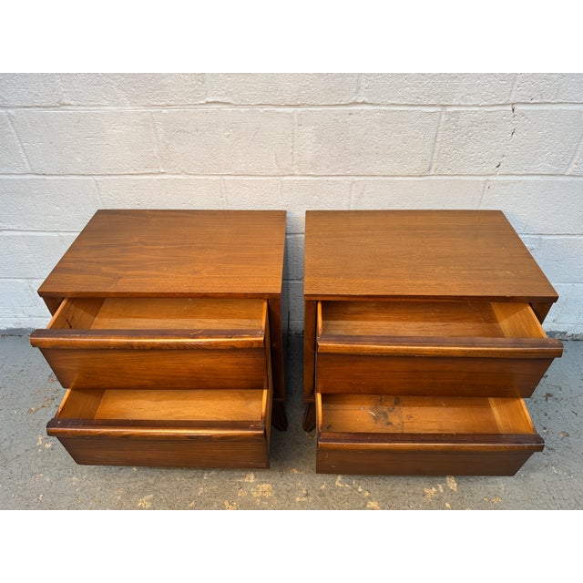 Mid-Century "Distinction" Walnut Night-Stands by Unagusta, Pair For Sale - Image 10 of 17