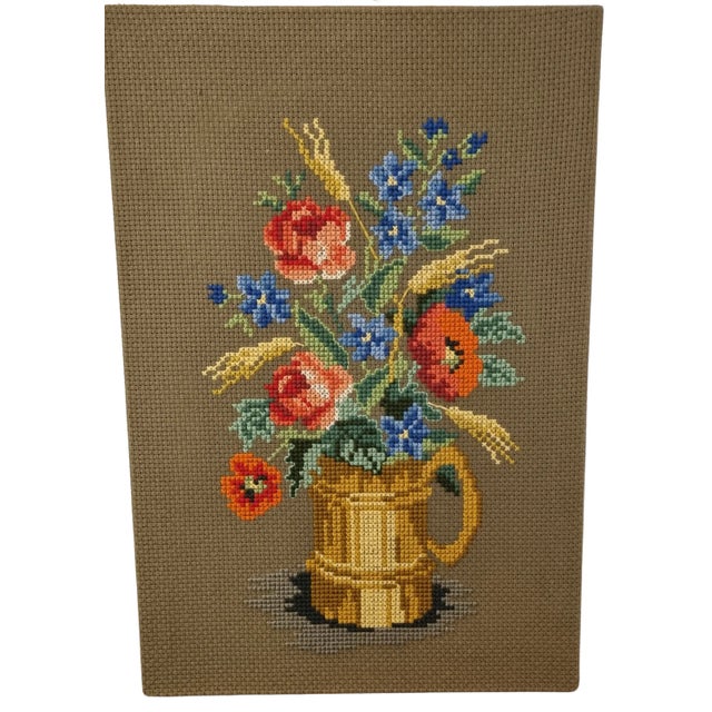 1970s Scandinavian Hand-Embroidered Large Flower Pattern Wall Decoration For Sale - Image 4 of 9