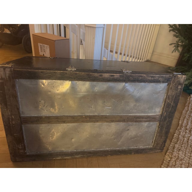 Vintage Louis Vuitton Trunk For Sale In New York - Image 6 of 6