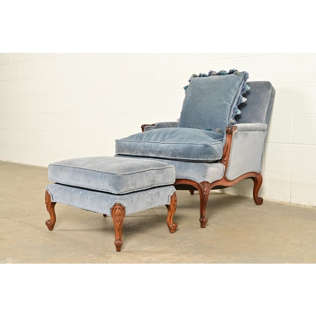 Baker Furniture Style French Provincial Louis XV Carved Walnut Velvet Upholstered Lounge Chair and Ottoman | Circa 1960s For Sale - Image 16 of 16