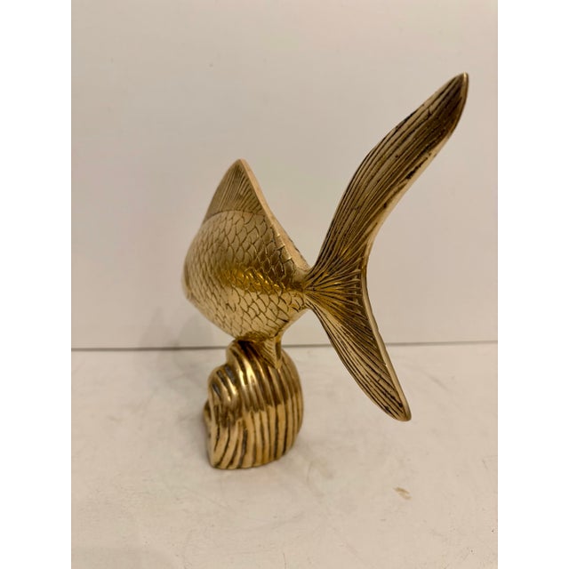 1970s Brass Tropical Fish Sculpture on Stand, Hollywood Regency Style For Sale - Image 4 of 12