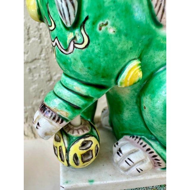Late 20th Century Vintage Chinese Famille Verte Sancai Glazed Porcelain Foo Dogs/Guardian Lions- A Pair For Sale - Image 5 of 10