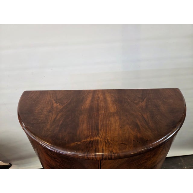 1930s Art Deco Cocktail Bar Cabinet Burl Walnut Birdseye Maple Interior Turnidge Company For Sale - Image 9 of 15