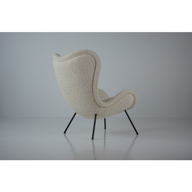 1950s Madame Lounge Chair with Dedar Boucle Fabric by Fritz Neth for Correcta, 1950s For Sale - Image 5 of 12