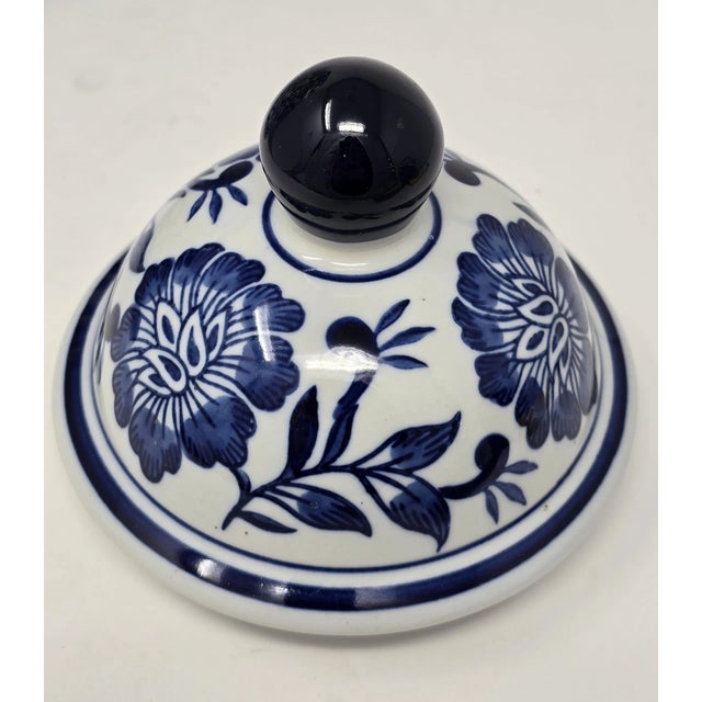 Mid-Century Modern Vintage Chinese 14" Blue and White Porcelain Floral Temple Ginger Jar For Sale - Image 3 of 5