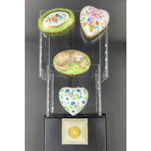 Vintage Curated Collection Fine Porcelain Trinket Boxes Featuring Tiffany & Co., Limoges & Lenox- Set of 5 For Sale In Philadelphia - Image 6 of 18