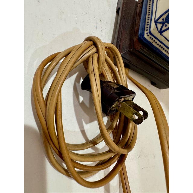 Wood Vintage Blue and White Floral Porcelain Table Lamp on Wood Base For Sale - Image 7 of 10