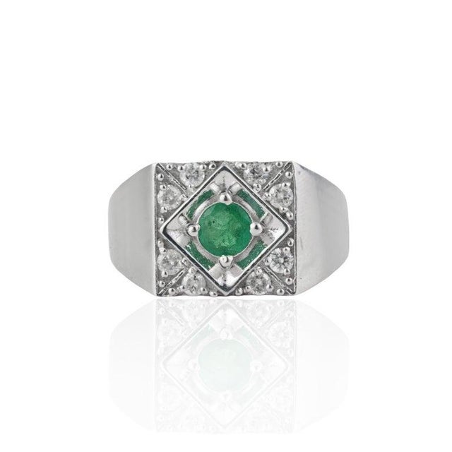 Gemstone Classic Retro Inspired Emerald Cocktail Wide Band, Size 8.5 For Sale - Image 7 of 14