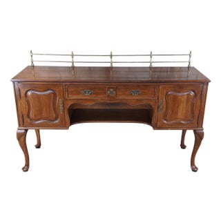 Davis Cabinet Cumberland Valley Queen Anne Style Walnut Buffet Sideboard Server For Sale