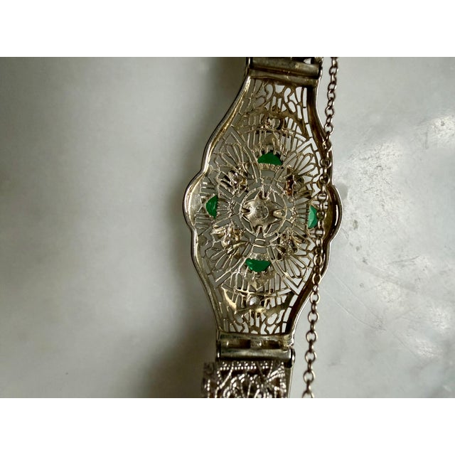 Victorian 1920s Art Deco Platinum & 14k Gold Estate Emerald & Diamond Bracelet For Sale - Image 3 of 18