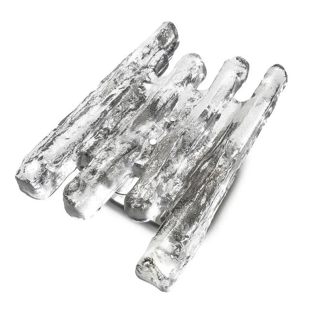 These special lights ensure a noble and pleasant ambience! a mid-century wall light in the internationally renowned ice...