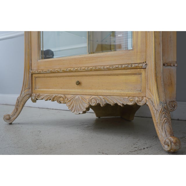 Pair French Style Gold Wash Corner China Cabinets For Sale - Image 10 of 18