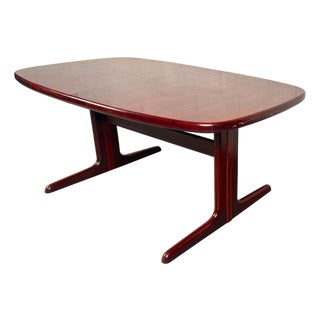 Mid 20th Century Vintage Rosewood Expanding Dining Table For Sale
