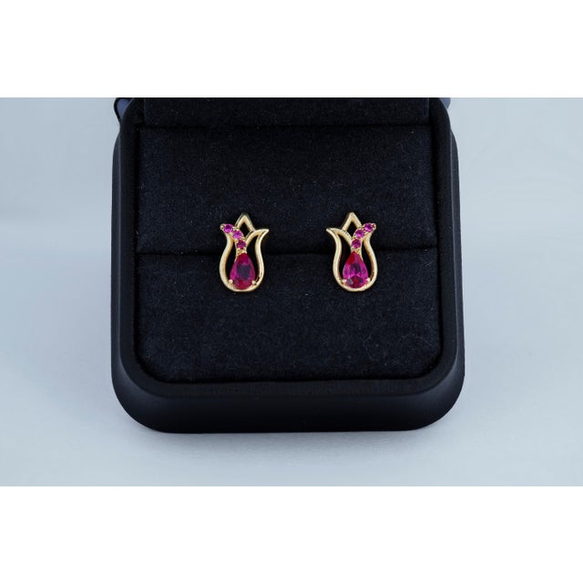 Tulip Flower Earrings Studs With Rubies in 14k Gold - 2 Pieces For Sale - Image 6 of 7