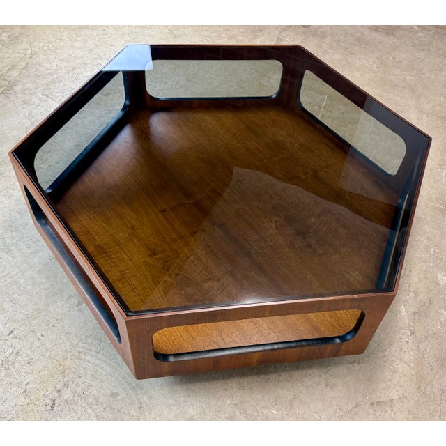 1970’s Mid Century Modern Lane Furniture Hexagonal Coffee Table, Smoked Glass Top For Sale - Image 12 of 12
