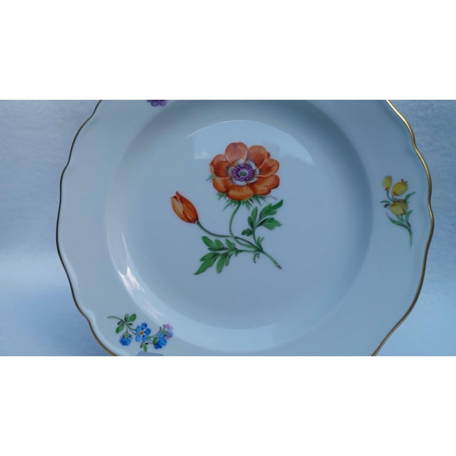 Vintage Porcelain Coffee Tea Trio in Red Anemone from Meissen, 1970s, Set of 3 For Sale - Image 4 of 16
