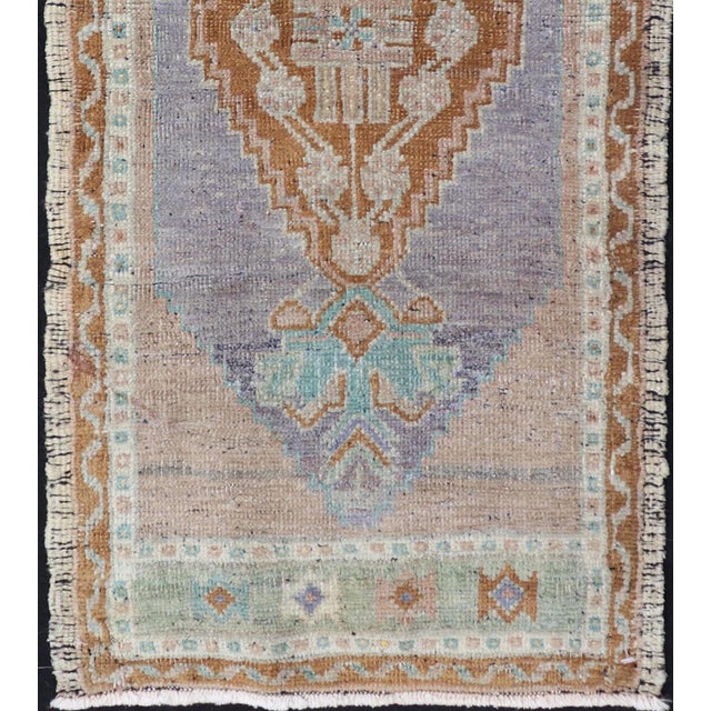 Vintage Turkish Oushak Rug With All-Over Sub-Geometric Medallion Design For Sale In Atlanta - Image 6 of 8