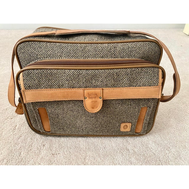 Brown Vintage Hartmann Tweed & Leather 2-Piece Luggage Set - Garment & Companion Bag Excellent Condition For Sale - Image 8 of 18